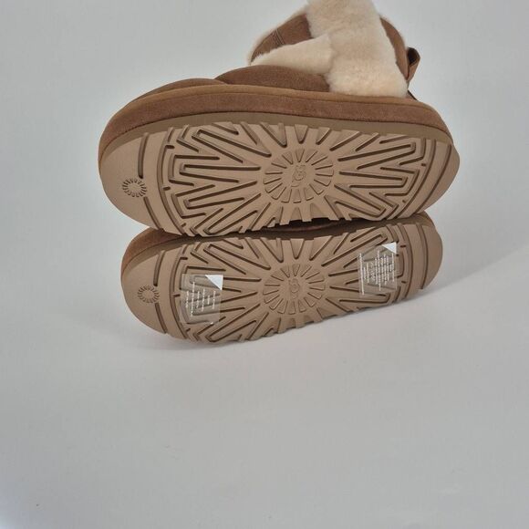 UGG CLASSIC MINI CHILLAPEAK BOOTS SUEDE CHESTNUT SIZE 8 - Picture 6 of 8